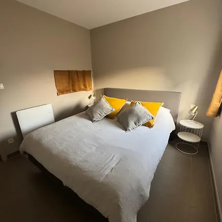 Un Havre De Paix, Face *