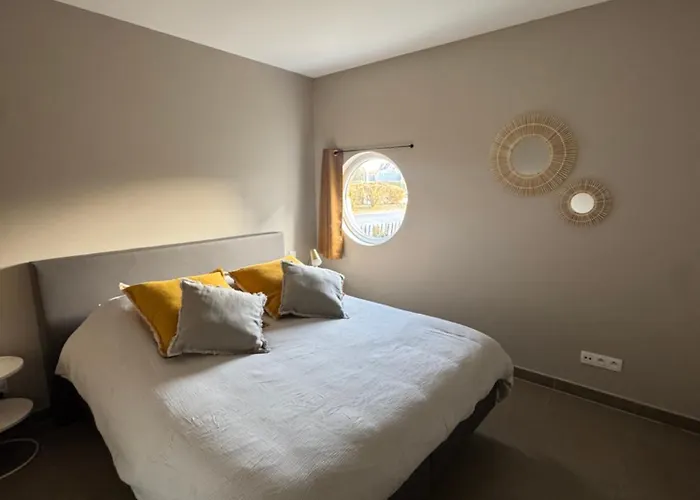 Un Havre De Paix, Face Appartement
