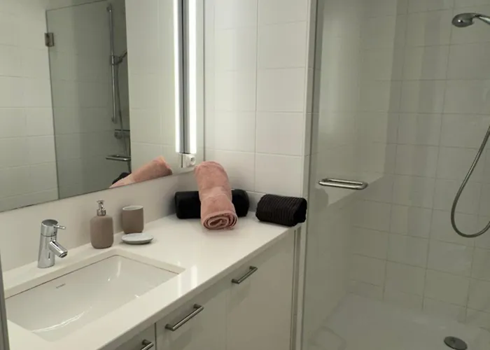 Un Havre De Paix, Face Appartement