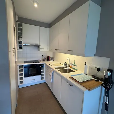 Un Havre De Paix, Face Apartment