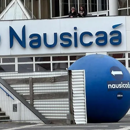 Un Havre De Paix, Face *